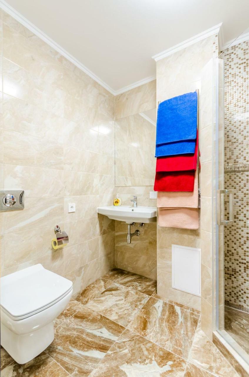 Artal Apartment On Obolonsky Avenue 16A Киев Экстерьер фото