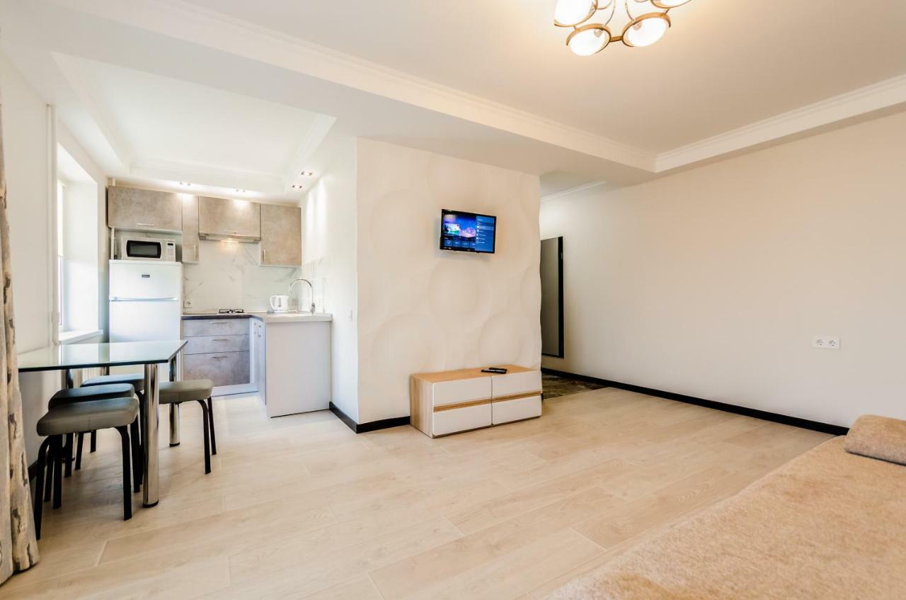 Artal Apartment On Obolonsky Avenue 16A Киев Экстерьер фото